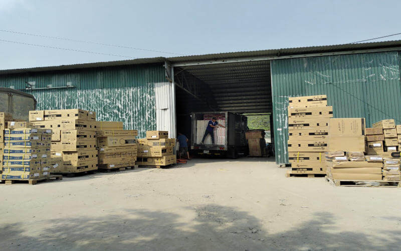 Nhiều loại hàng hóa được vận tải Bắc Việt nhận vận chuyển